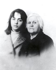 mamasnesana.jpg (16139 bytes)